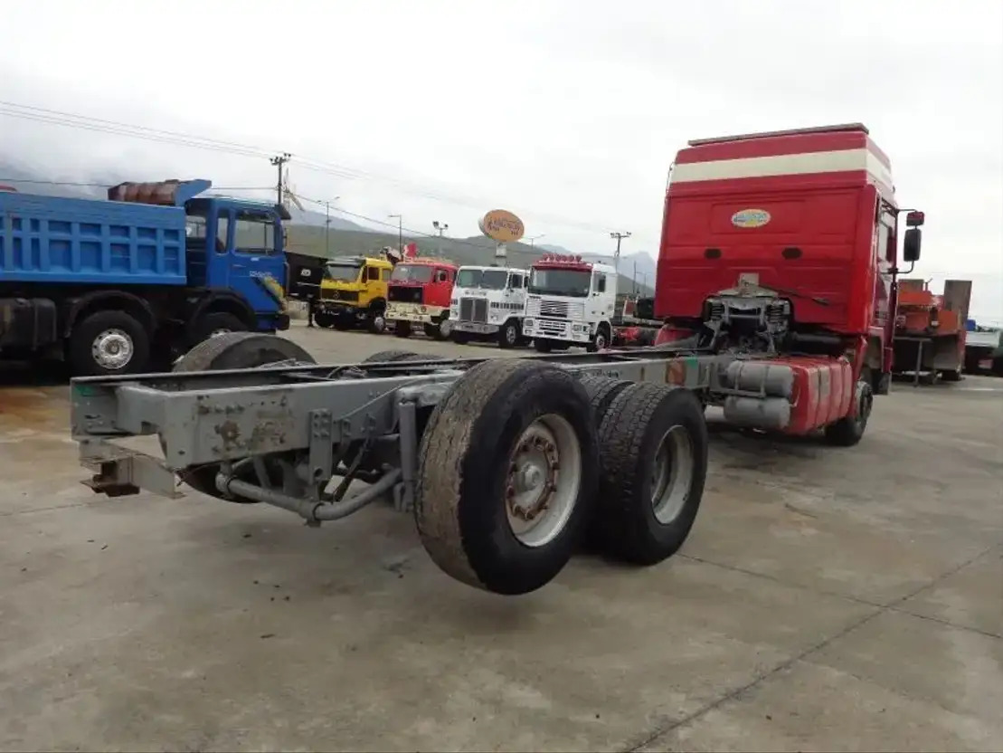 Volvo F 12.400 Volvo F12 6X2 405Hp -TD123ES - الشاسيه شاحنة: صور 5 Volvo F 12.400 Volvo F12 6X2 405Hp -TD123ES - الشاسيه شاحنة: صور 5