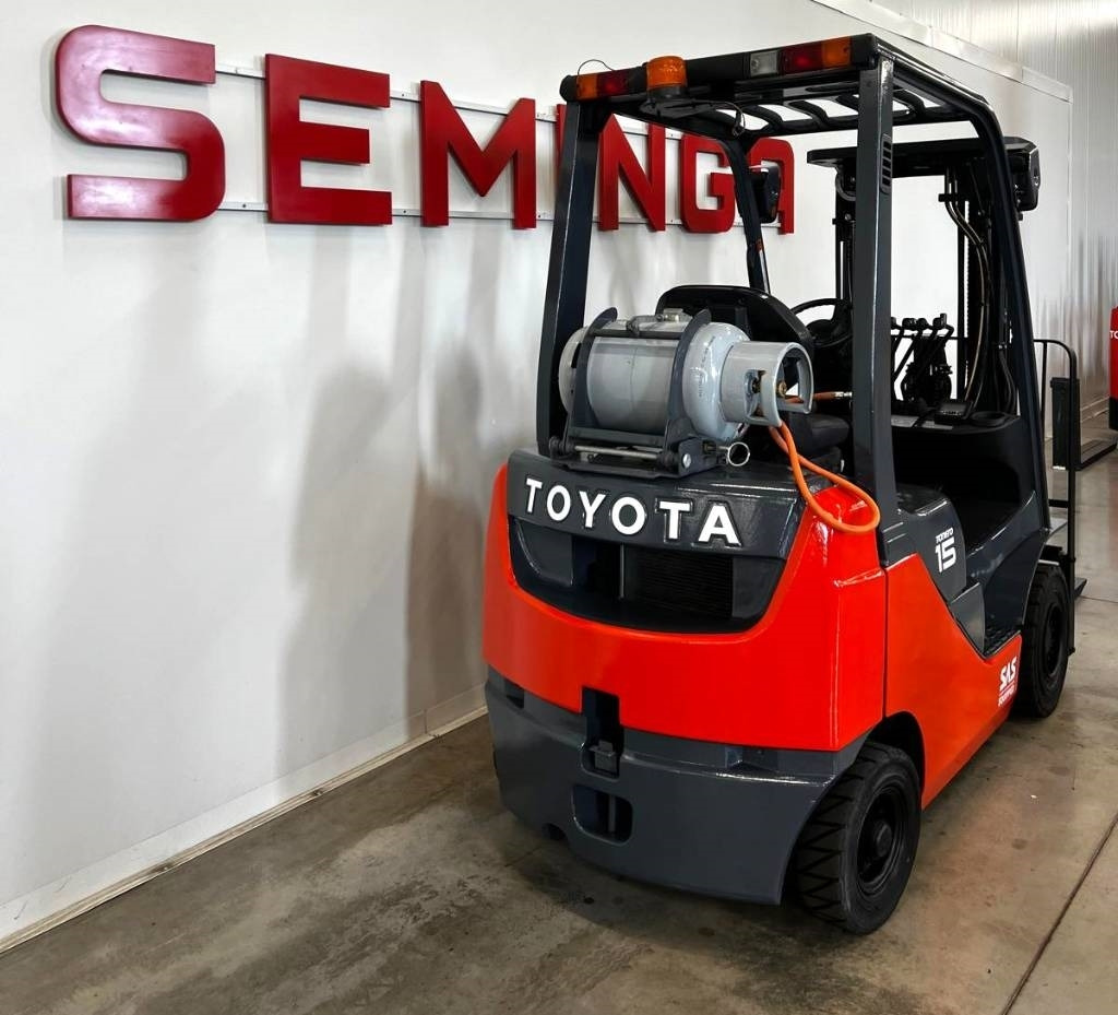 Toyota 10908 02-8FGF18  - رافعة شوكية تعمل بالغاز: صور 4 Toyota 10908 02-8FGF18  - رافعة شوكية تعمل بالغاز: صور 4