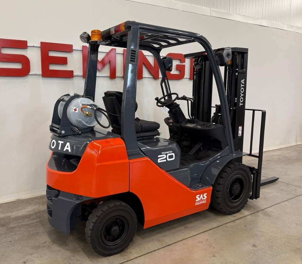 Toyota 10968 - 8FGF20 - رافعة شوكية تعمل بالغاز: صور 3 Toyota 10968 - 8FGF20 - رافعة شوكية تعمل بالغاز: صور 3