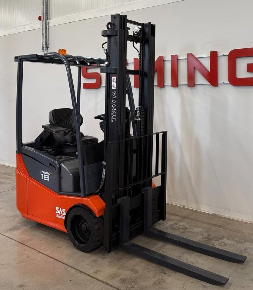 Toyota 10991 - 7FBEST15 - رافعة شوكية كهربائية: صور 4 Toyota 10991 - 7FBEST15 - رافعة شوكية كهربائية: صور 4