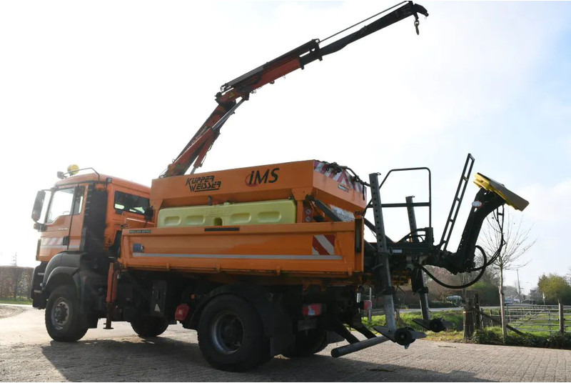 MAN TGS 18.320 4x4!! KRAN/!!!WINTERDIENST/DREISEITENKIPPER!!KOMMUNAL/KLIMA!! - قلابات, شاحنة كرين: صور 5 MAN TGS 18.320 4x4!! KRAN/!!!WINTERDIENST/DREISEITENKIPPER!!KOMMUNAL/KLIMA!! - قلابات, شاحنة كرين: صور 5