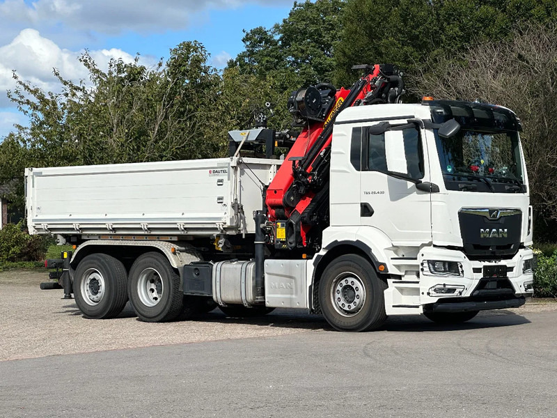 MAN TGS 26.430 2022!EURO6!! 6x2!! PALFINGER 23tm+JIB+LIER/WINCH!!DREISEITEN KIPPER/BORDMATIC!!9tkm - قلابات, شاحنة كرين: صور 4 MAN TGS 26.430 2022!EURO6!! 6x2!! PALFINGER 23tm+JIB+LIER/WINCH!!DREISEITEN KIPPER/BORDMATIC!!9tkm - قلابات, شاحنة كرين: صور 4