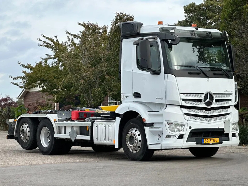 Mercedes-Benz Antos 2545!!EUR6 HAAK/ABROLLKIPPER!!KNICKARM!! - شاحنة ذات الخطاف: صور 2 Mercedes-Benz Antos 2545!!EUR6 HAAK/ABROLLKIPPER!!KNICKARM!! - شاحنة ذات الخطاف: صور 2