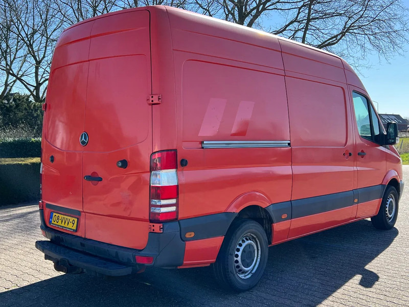 Mercedes-Benz Sprinter 211 211 CDI L2H2 366 DC - فان المدمجة: صور 3 Mercedes-Benz Sprinter 211 211 CDI L2H2 366 DC - فان المدمجة: صور 3
