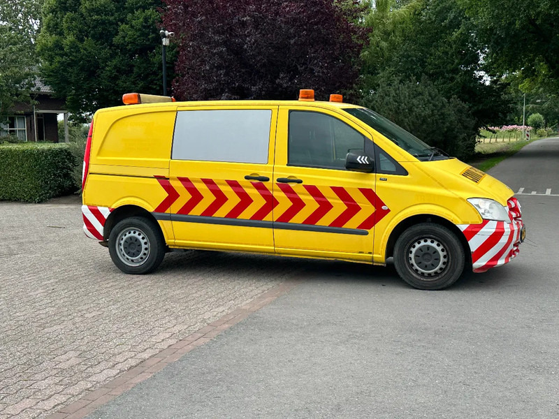 Mercedes-Benz Vito 113 CDI AUTOMAAT!!CONVOI EXCEPTIONNEL!!BEGELEIDINGSWAGEN!! - فان المدمجة: صور 2 Mercedes-Benz Vito 113 CDI AUTOMAAT!!CONVOI EXCEPTIONNEL!!BEGELEIDINGSWAGEN!! - فان المدمجة: صور 2