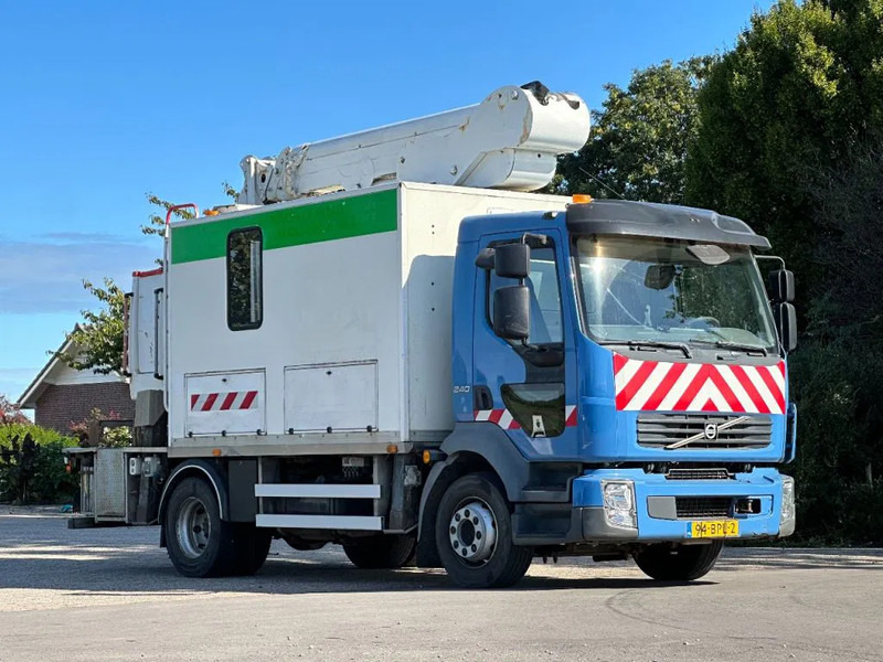 Volvo FL 240 ARBEITSBUHNE/SKYWORKER/17.5m - شاحنة: صور 1 Volvo FL 240 ARBEITSBUHNE/SKYWORKER/17.5m - شاحنة: صور 1