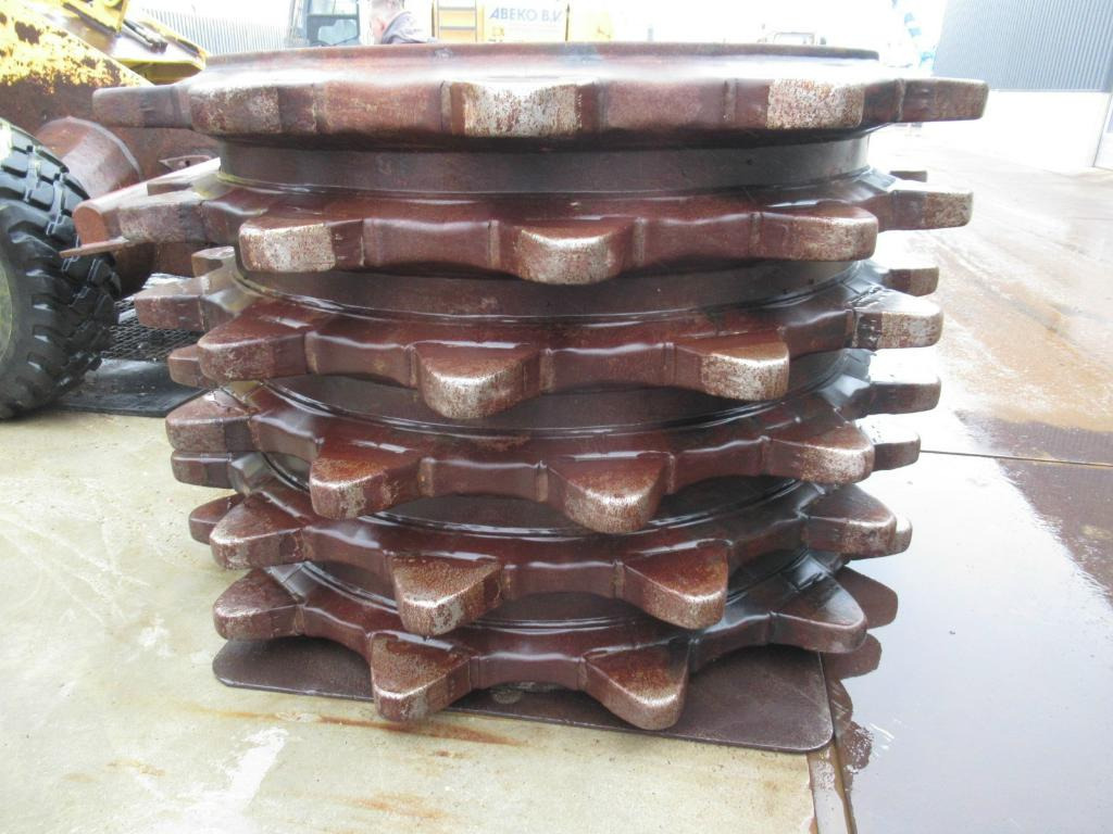 Bomag BC1172RB - - الإطارات والجنوط - آلات البناء: صور 5 Bomag BC1172RB - - الإطارات والجنوط - آلات البناء: صور 5