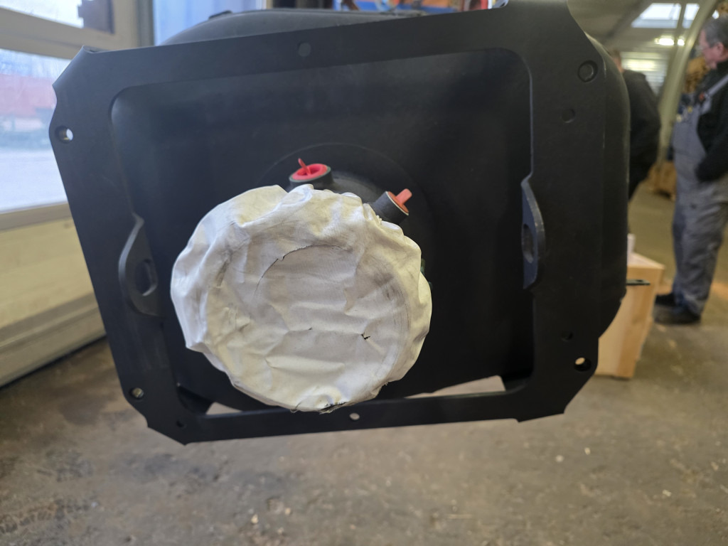 CNH 5801740620 - كاتم صوت - آلات البناء: صور 4 CNH 5801740620 - كاتم صوت - آلات البناء: صور 4