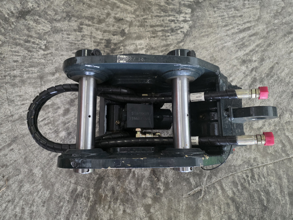 Case 31MK-90210Cg - 31MK-90210CG - وصلة الربط للمعدات المعلقة - آلات البناء: صور 2 Case 31MK-90210Cg - 31MK-90210CG - وصلة الربط للمعدات المعلقة - آلات البناء: صور 2