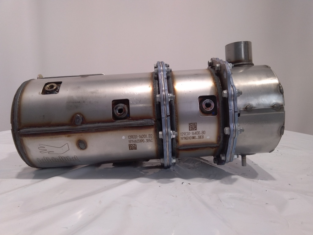 Case VV129E3016070 - 51548088 - خزان AdBlue - الآلات والماكينات الزراعية: صور 1 Case VV129E3016070 - 51548088 - خزان AdBlue - الآلات والماكينات الزراعية: صور 1