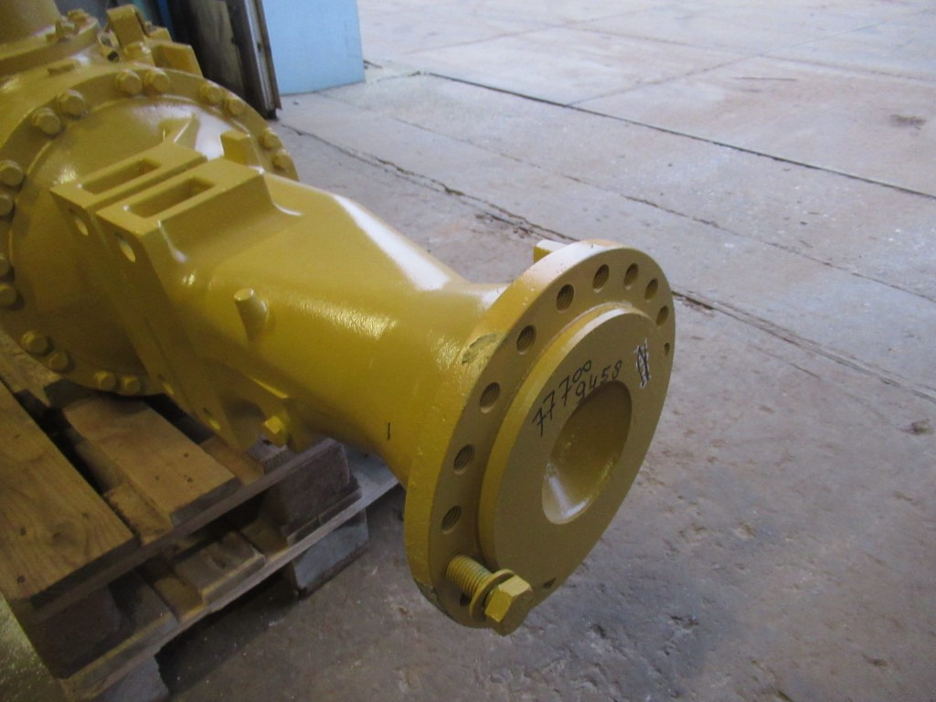 Caterpillar 1267843 - المحور الأمامي - آلات البناء: صور 3 Caterpillar 1267843 - المحور الأمامي - آلات البناء: صور 3