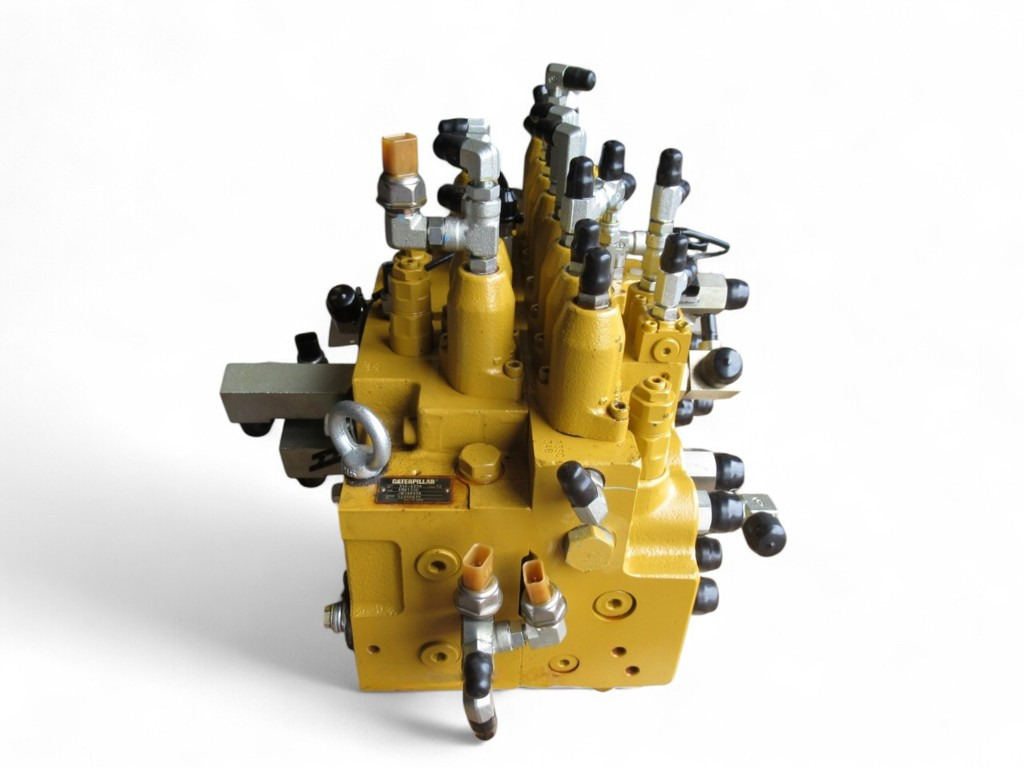 Caterpillar 3526994 - 3527037 - صمامات هيدروليكية - آلات البناء: صور 4 Caterpillar 3526994 - 3527037 - صمامات هيدروليكية - آلات البناء: صور 4