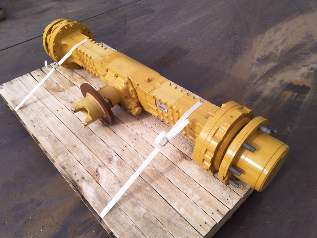 Caterpillar 4454601 - 2628647 - المحور الأمامي - آلات البناء: صور 3 Caterpillar 4454601 - 2628647 - المحور الأمامي - آلات البناء: صور 3