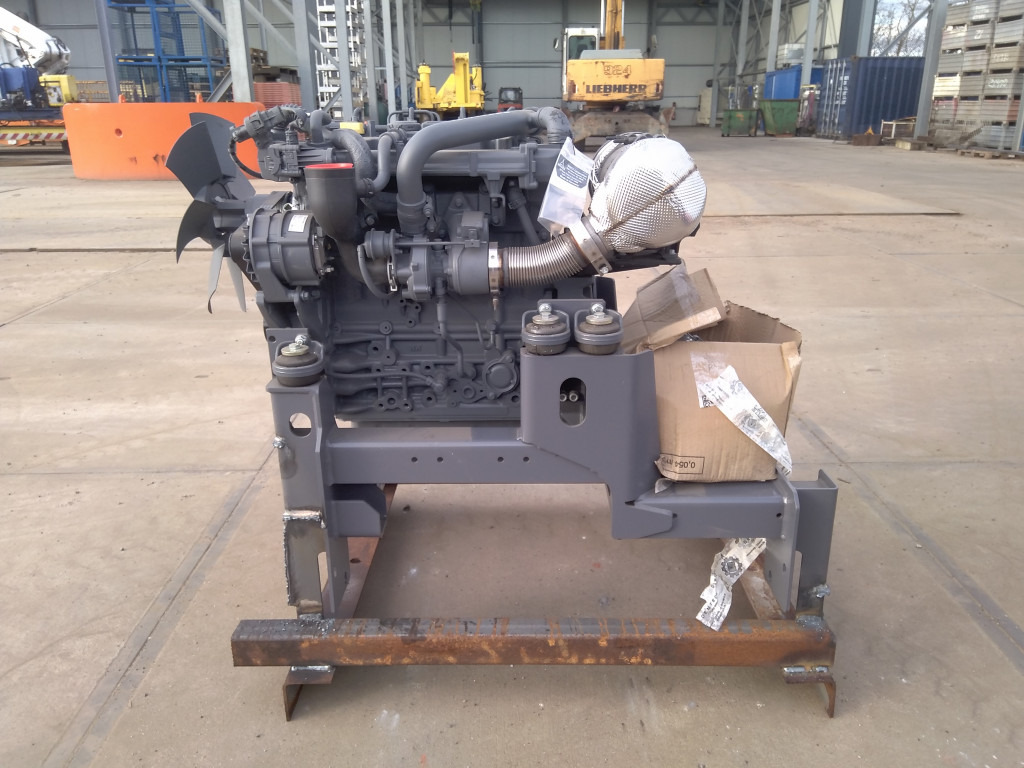 Deutz TD3.6 L4 - - المحرك - آلات البناء: صور 1 Deutz TD3.6 L4 - - المحرك - آلات البناء: صور 1