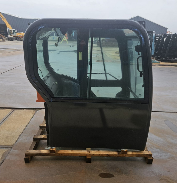 Doosan 220101-00889K - 220101-00889 - الكبائن - آلات البناء: صور 4 Doosan 220101-00889K - 220101-00889 - الكبائن - آلات البناء: صور 4