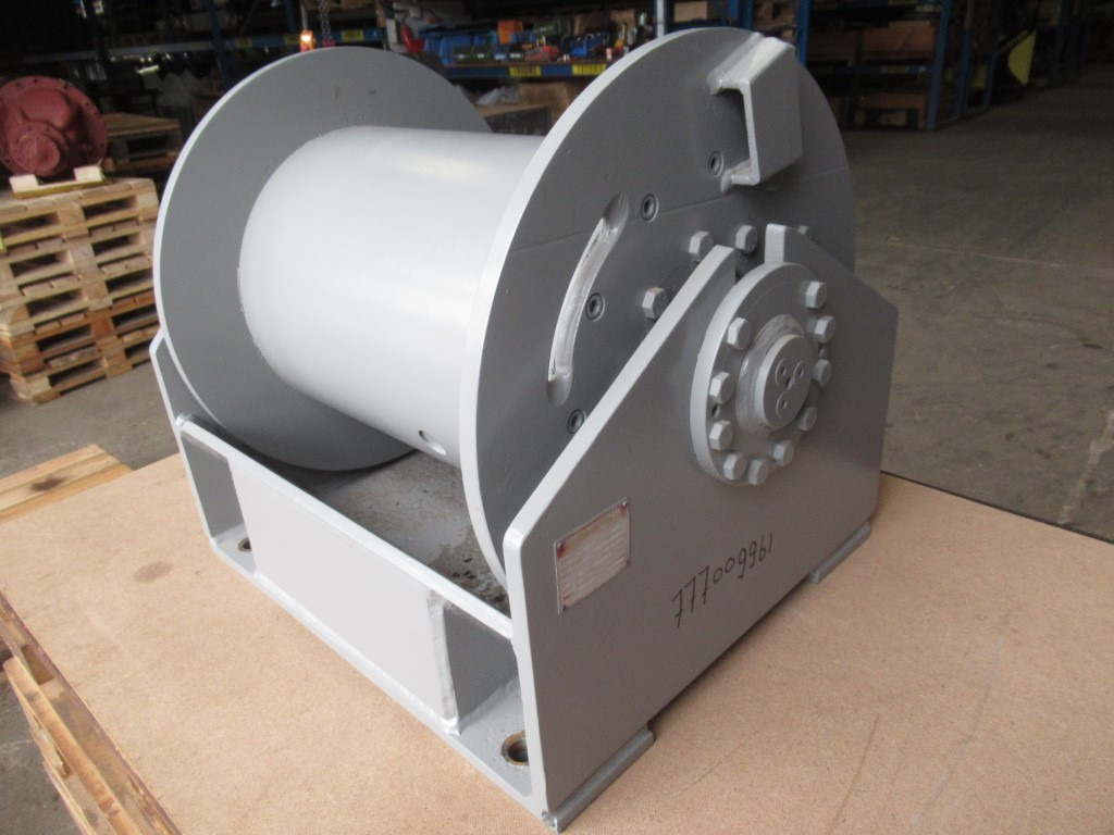 Emoe machine Fabr MC305H - - وینچ - آلات البناء: صور 2 Emoe machine Fabr MC305H - - وینچ - آلات البناء: صور 2