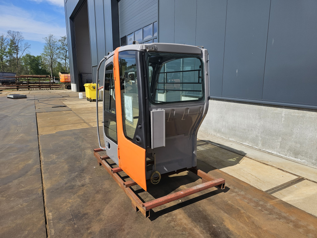 Hitachi ZX-1 Short Swing - 9214978 - الكبائن - آلات البناء: صور 2 Hitachi ZX-1 Short Swing - 9214978 - الكبائن - آلات البناء: صور 2