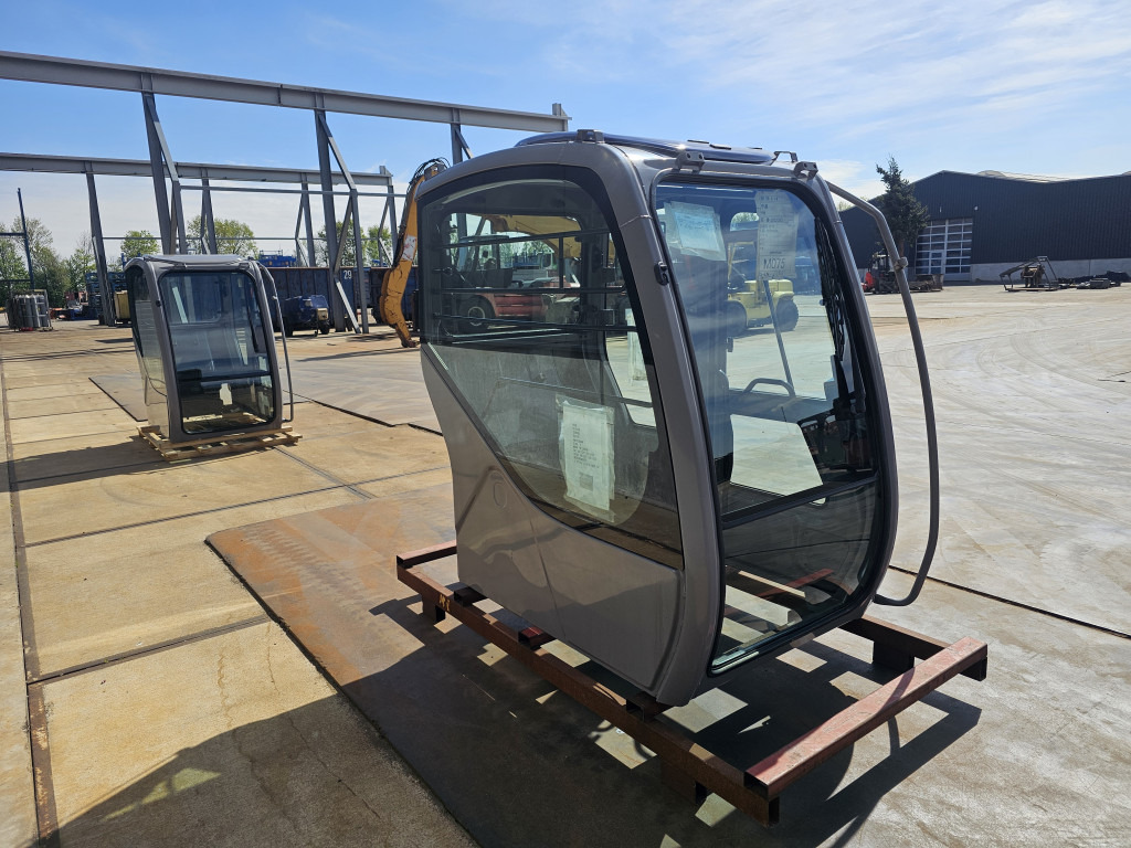 Hitachi ZX-1 Short Swing - 9214978 - الكبائن - آلات البناء: صور 3 Hitachi ZX-1 Short Swing - 9214978 - الكبائن - آلات البناء: صور 3