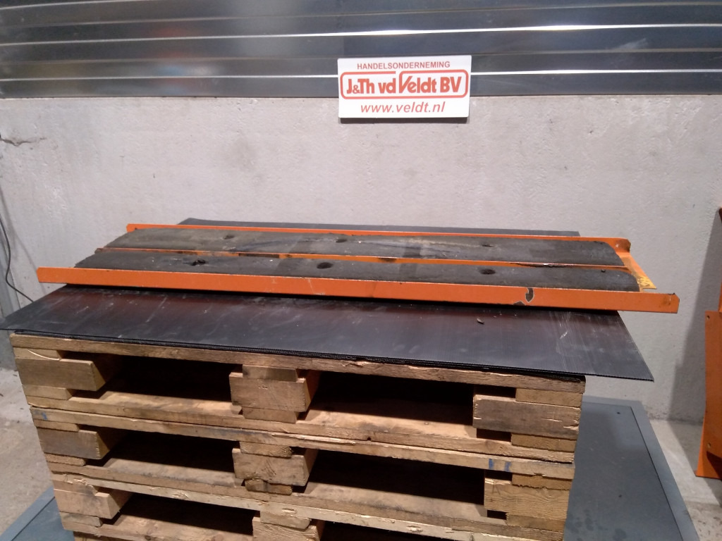 Hitachi ZX470LCH-5B - - باب و قطع الغيار - آلات البناء: صور 2 Hitachi ZX470LCH-5B - - باب و قطع الغيار - آلات البناء: صور 2