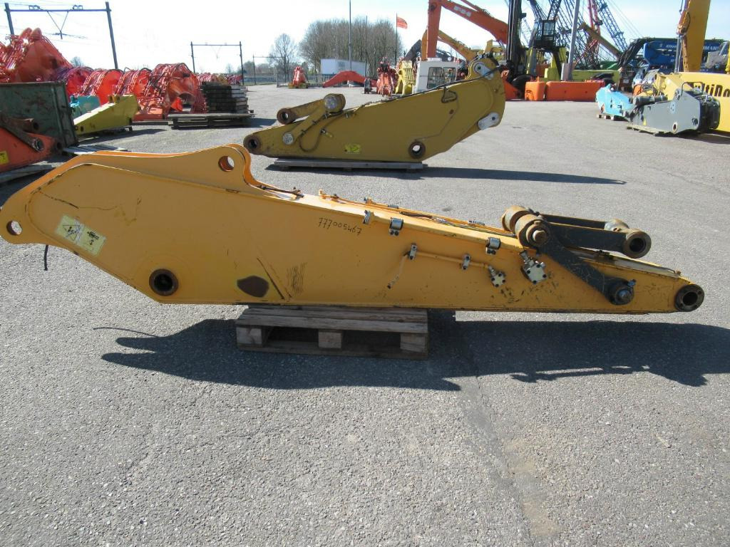 Hyundai R220LC-9 - - ذراع الرافعة - آلات البناء: صور 3 Hyundai R220LC-9 - - ذراع الرافعة - آلات البناء: صور 3