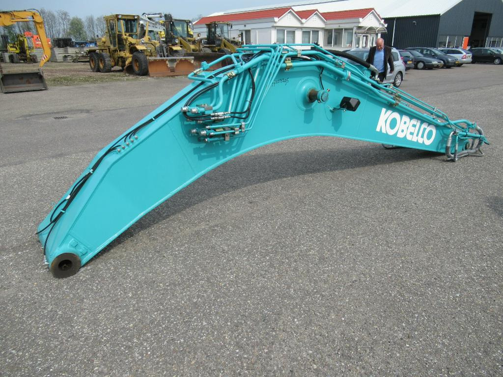 Kobelco SK230SR-5 - - ذراع الرافعة - آلات البناء: صور 4 Kobelco SK230SR-5 - - ذراع الرافعة - آلات البناء: صور 4