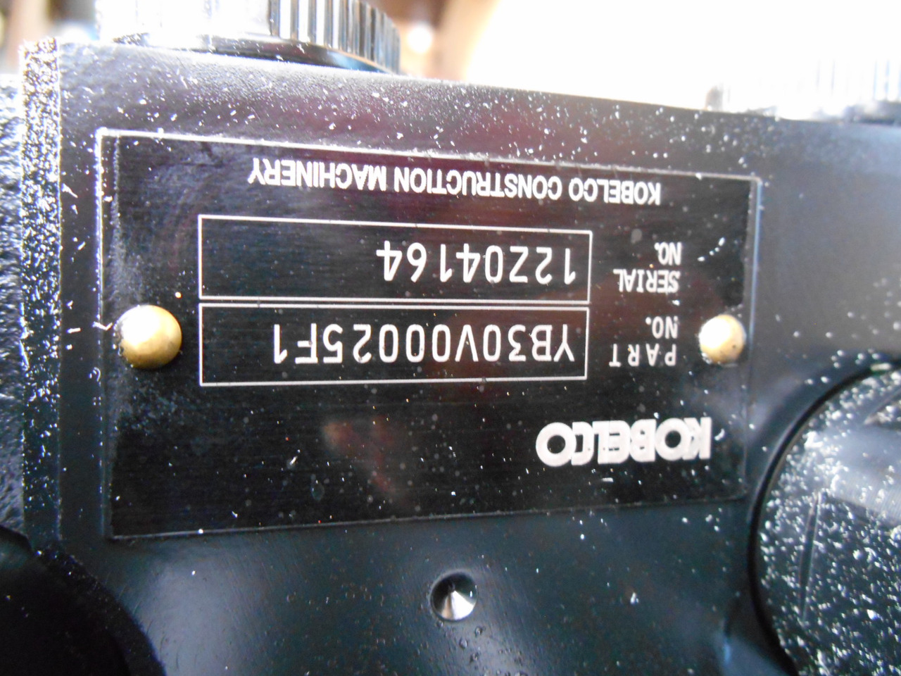 Kobelco YB30V00025F1 - صمامات هيدروليكية - آلات البناء: صور 1 Kobelco YB30V00025F1 - صمامات هيدروليكية - آلات البناء: صور 1