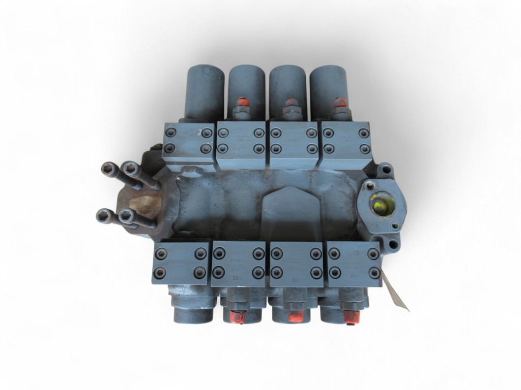 New Holland 1771467 - صمامات هيدروليكية - آلات البناء: صور 1 New Holland 1771467 - صمامات هيدروليكية - آلات البناء: صور 1