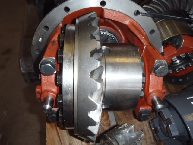 New Holland 2759557 - التفاضلية والعتاد - آلات البناء: صور 2 New Holland 2759557 - التفاضلية والعتاد - آلات البناء: صور 2