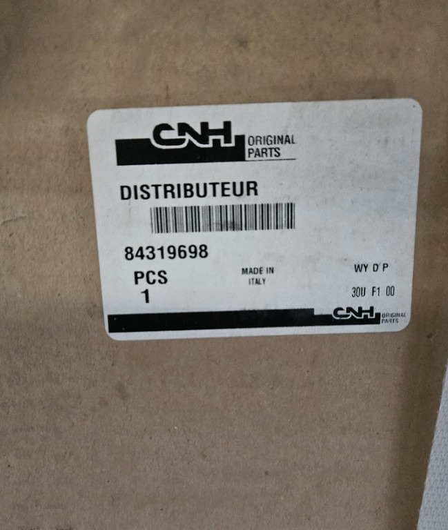 New Holland 84319698 - صمامات هيدروليكية - آلات البناء: صور 3 New Holland 84319698 - صمامات هيدروليكية - آلات البناء: صور 3