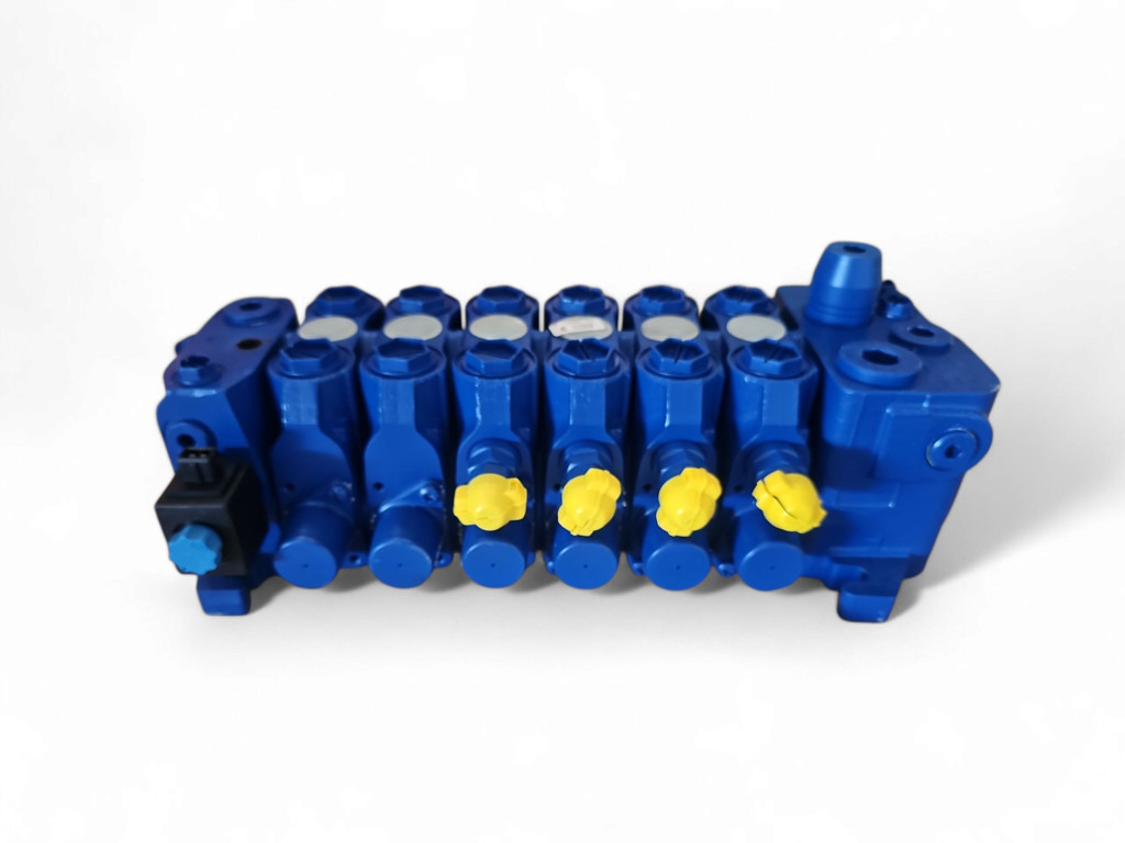 New Holland 85824221 - صمامات هيدروليكية - آلات البناء: صور 1 New Holland 85824221 - صمامات هيدروليكية - آلات البناء: صور 1