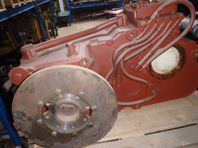 ZF 4644006058 - علبة التروس - آلات البناء: صور 2 ZF 4644006058 - علبة التروس - آلات البناء: صور 2