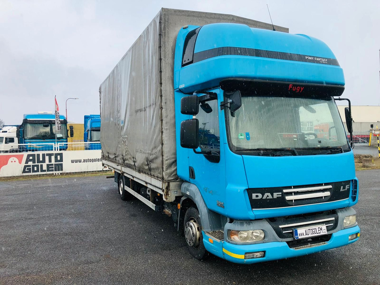 DAF LA LF45.220 G12 - شاحنة ستارة: صور 2 DAF LA LF45.220 G12 - شاحنة ستارة: صور 2