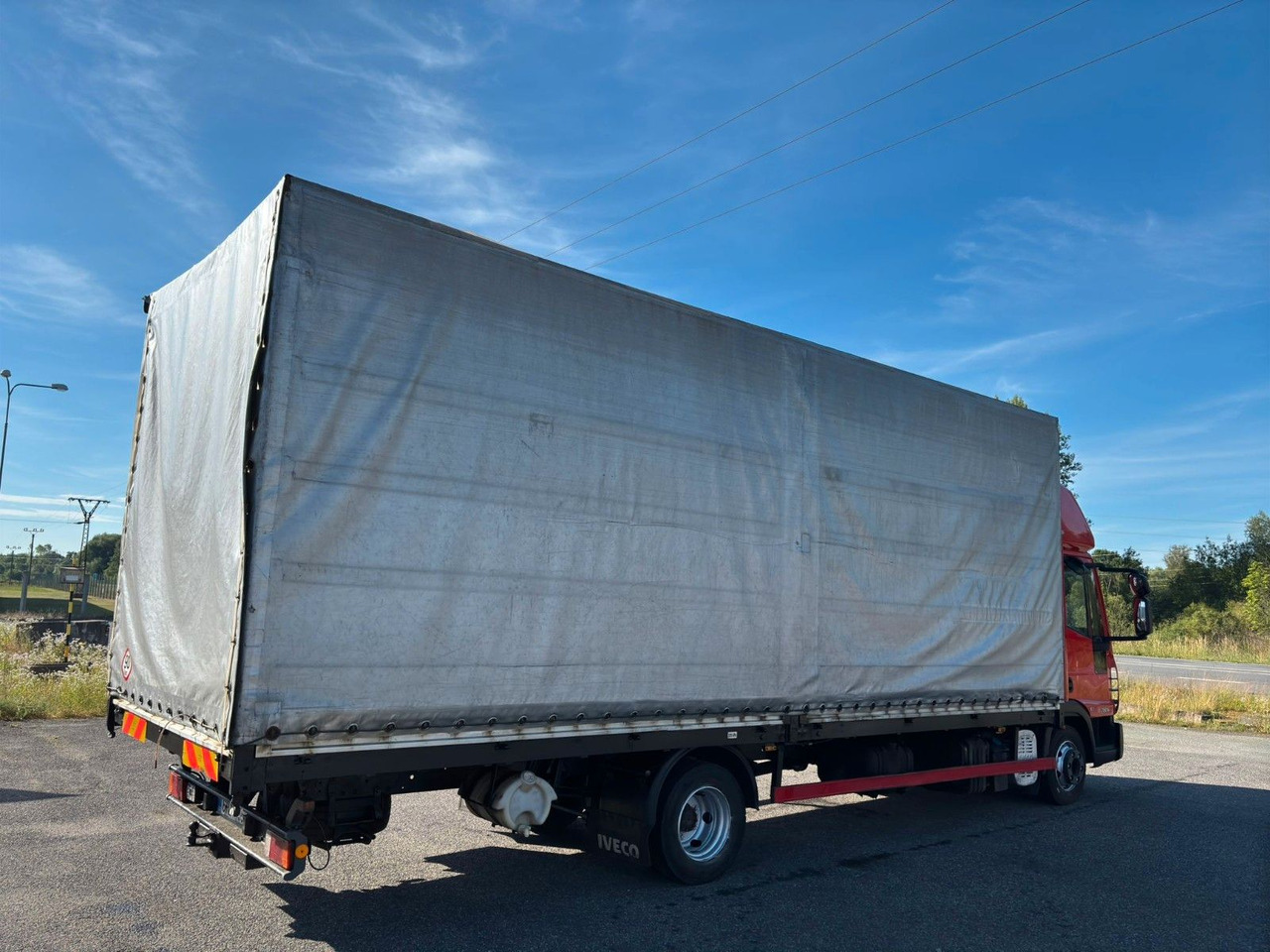Iveco EuroCargo 75E16 - الشاحنات الصغيرة ستائر: صور 3 Iveco EuroCargo 75E16 - الشاحنات الصغيرة ستائر: صور 3