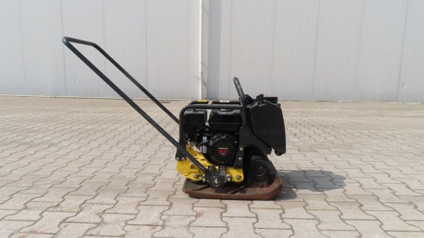 Bomag BP 25/50 - صفائح اهتزازية: صور 1 Bomag BP 25/50 - صفائح اهتزازية: صور 1