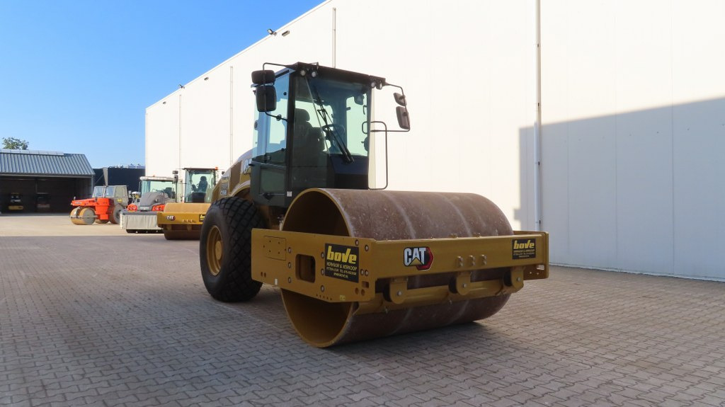 مدماج Caterpillar CS 56 B: صور 8