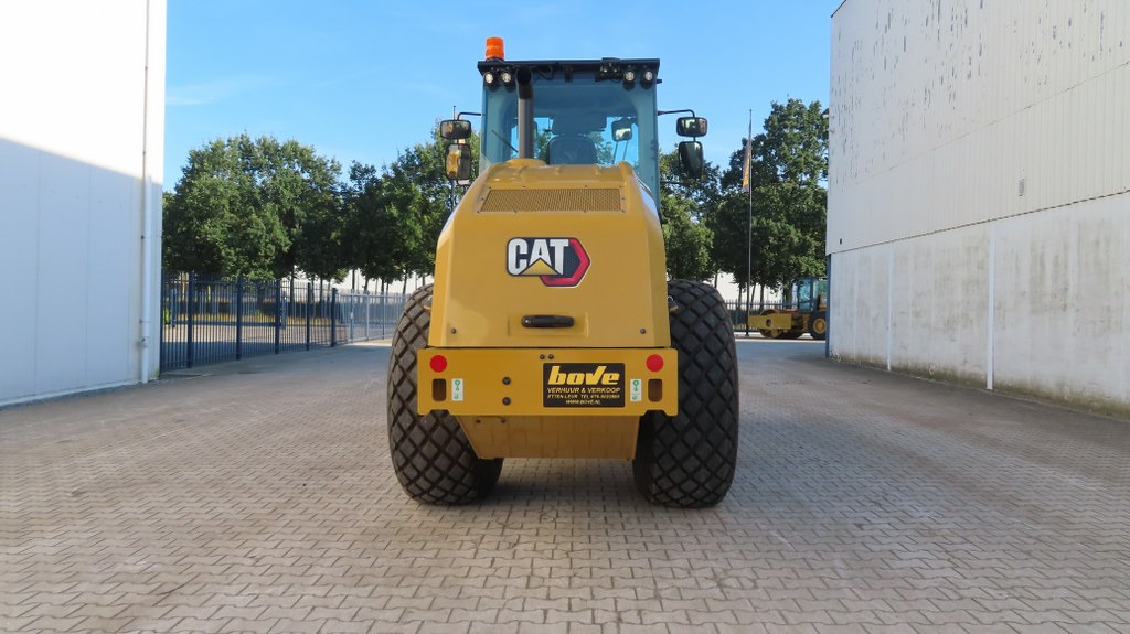Caterpillar CS 56 B - مدماج: صور 3 Caterpillar CS 56 B - مدماج: صور 3