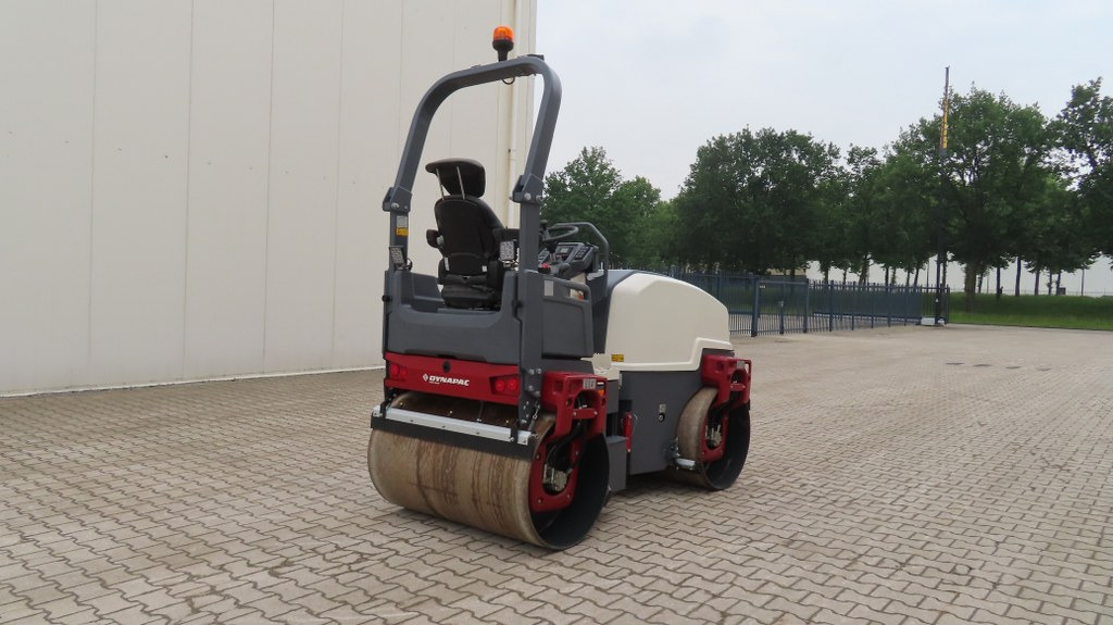 Dynapac CC1200 VI - مدحلة الأسفلت: صور 2 Dynapac CC1200 VI - مدحلة الأسفلت: صور 2