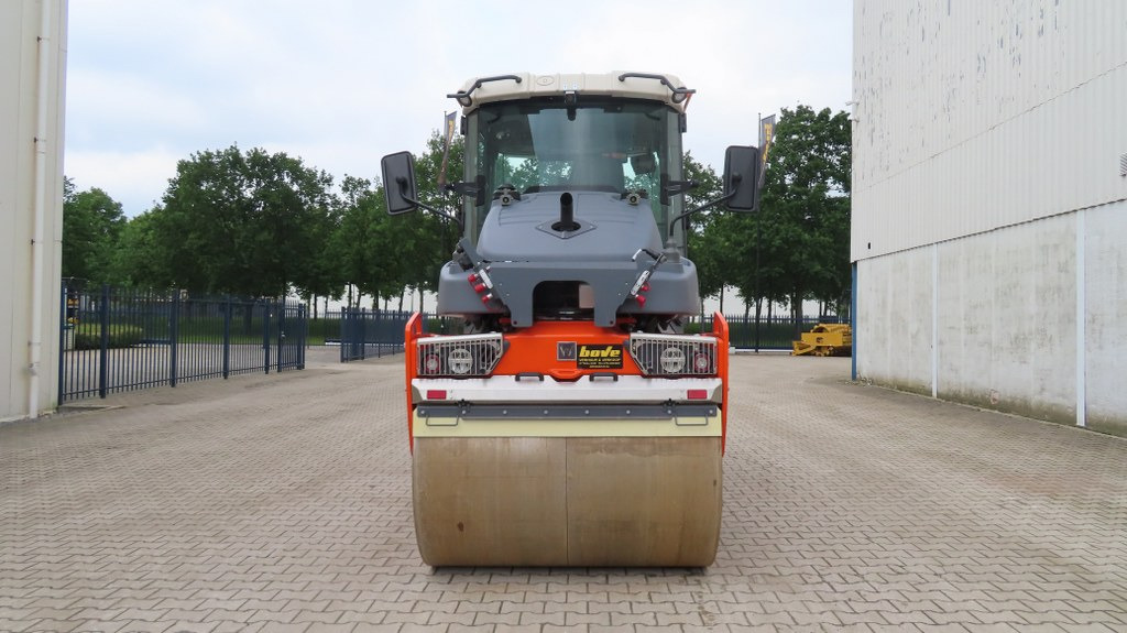 Hamm HX70I VV-S - مدحلة الأسفلت: صور 3 Hamm HX70I VV-S - مدحلة الأسفلت: صور 3
