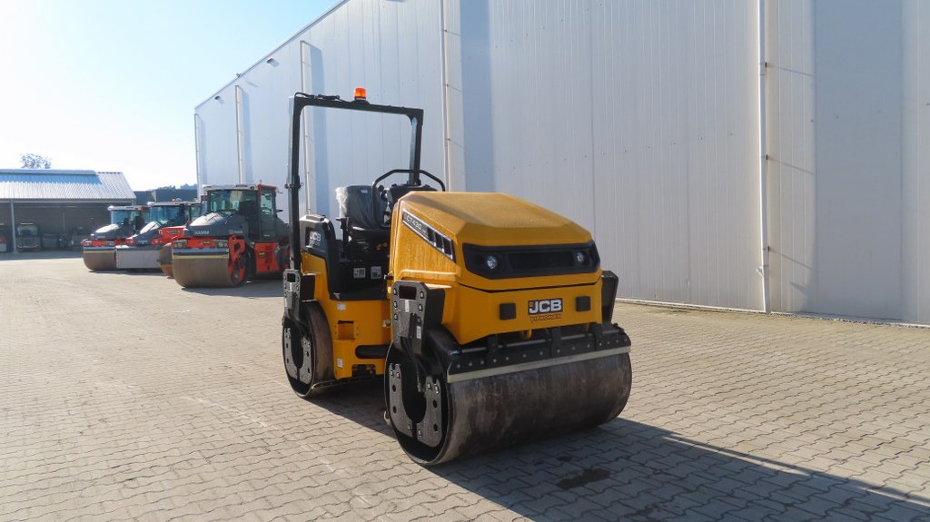 مدحلة الأسفلت JCB CT430-140: صور 8
