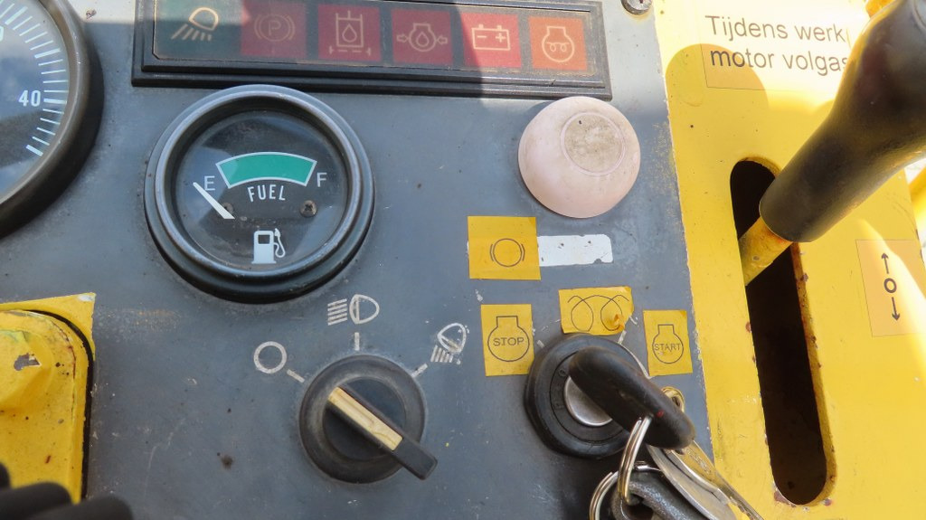 تأجير  Sakai TS 160 Sakai TS 160: صور 11
