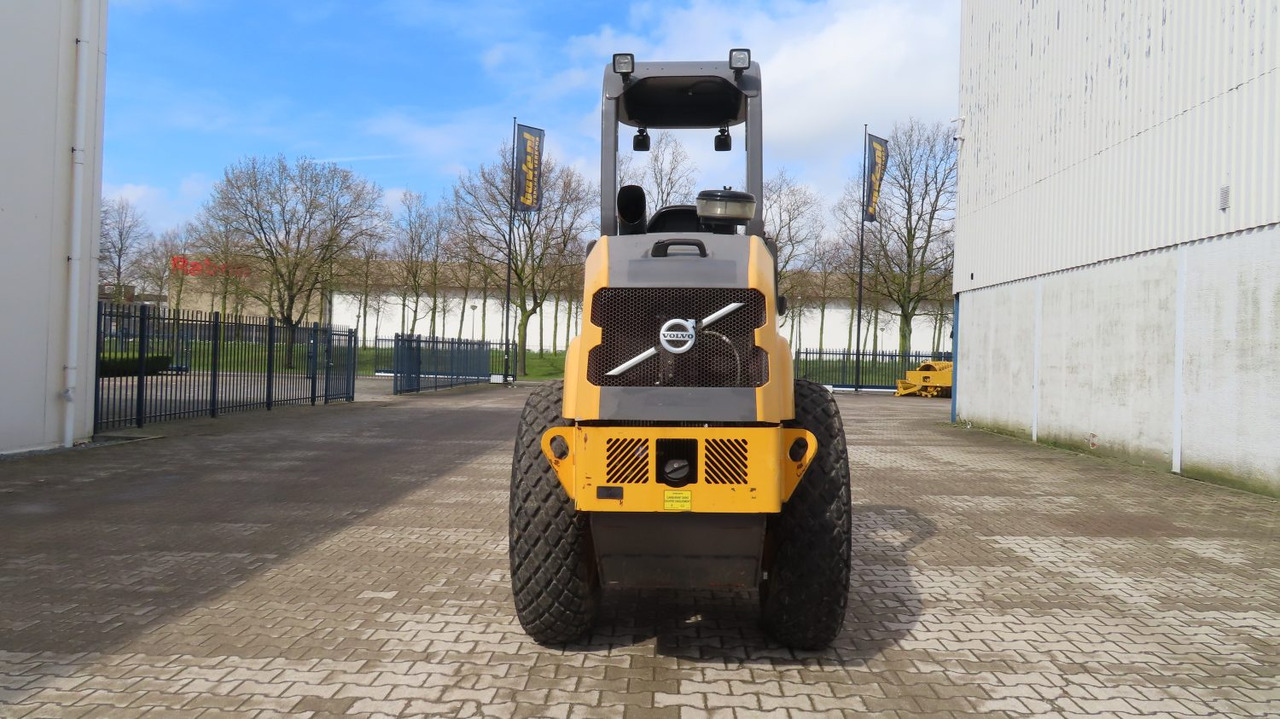Volvo SD 45 B - مدماج: صور 3 Volvo SD 45 B - مدماج: صور 3
