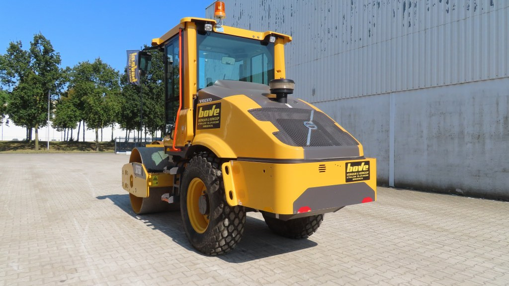 Volvo SD75 B - مدماج: صور 4 Volvo SD75 B - مدماج: صور 4
