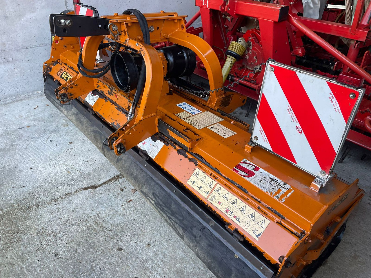 Berti Dual 285 - التقطيع جزازة/ ماكينات قطع الحشائش: صور 2 Berti Dual 285 - التقطيع جزازة/ ماكينات قطع الحشائش: صور 2