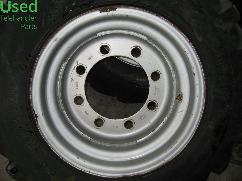 Disc 11x18" for tire size 12.0 / 75-18, Nr. 073403 for Merlo P 25.6 - الجنوط - رافعة تلسكوبية: صور 1 Disc 11x18" for tire size 12.0 / 75-18, Nr. 073403 for Merlo P 25.6 - الجنوط - رافعة تلسكوبية: صور 1