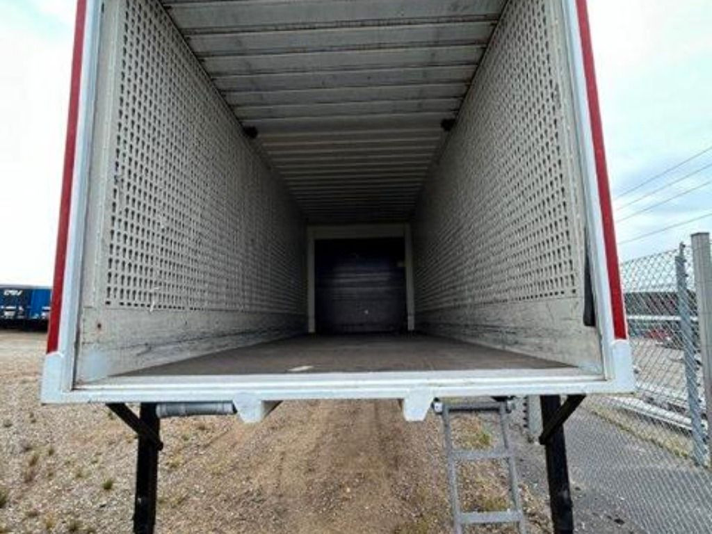 Krone Heck Alu.- Rolltor - بصندوق مغلق: صور 5 Krone Heck Alu.- Rolltor - بصندوق مغلق: صور 5