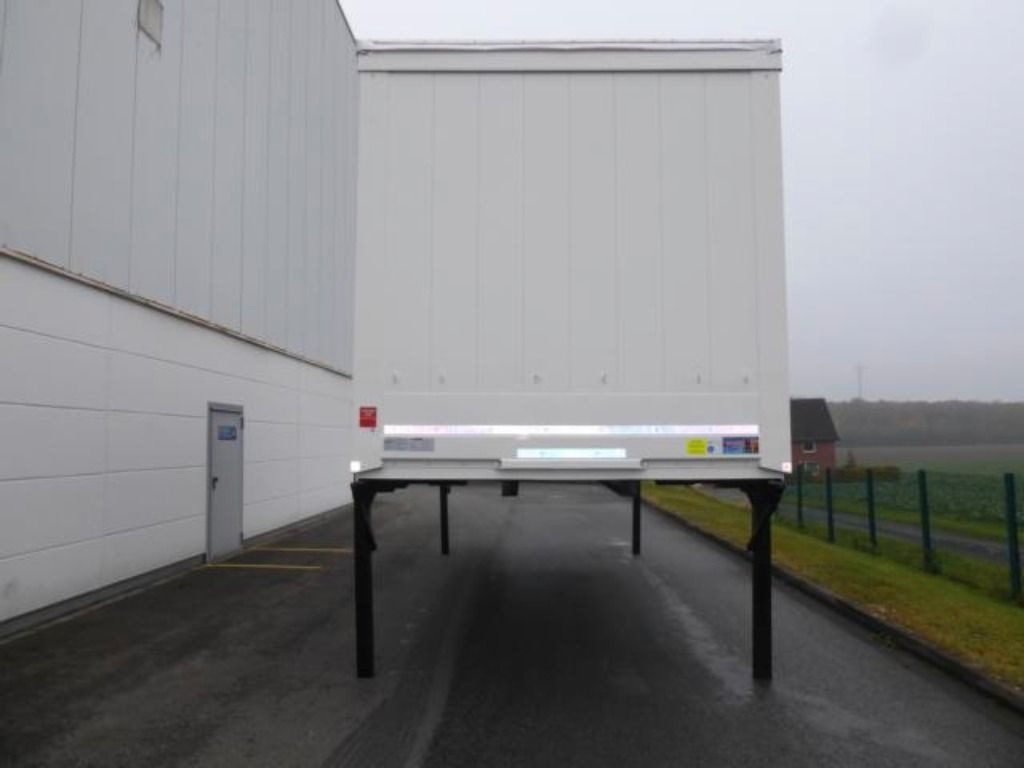 Krone Heck mit Portaltüren - جسم السيارة - بغطاء جانبي: صور 2 Krone Heck mit Portaltüren - جسم السيارة - بغطاء جانبي: صور 2