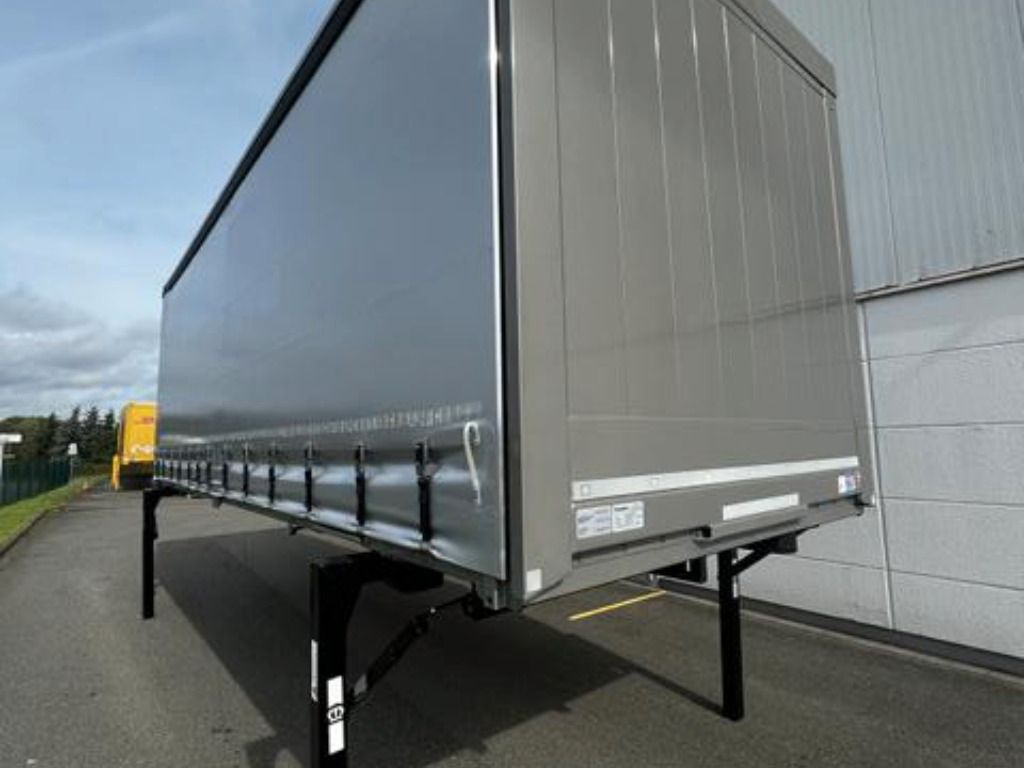 Krone Heck mit Portaltüren - جسم السيارة - بغطاء جانبي: صور 2 Krone Heck mit Portaltüren - جسم السيارة - بغطاء جانبي: صور 2