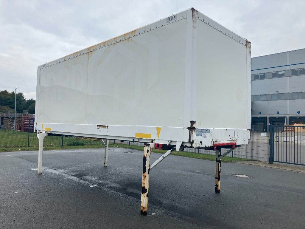 Krone Wechselbrücke Koffer - بصندوق مغلق: صور 2 Krone Wechselbrücke Koffer - بصندوق مغلق: صور 2