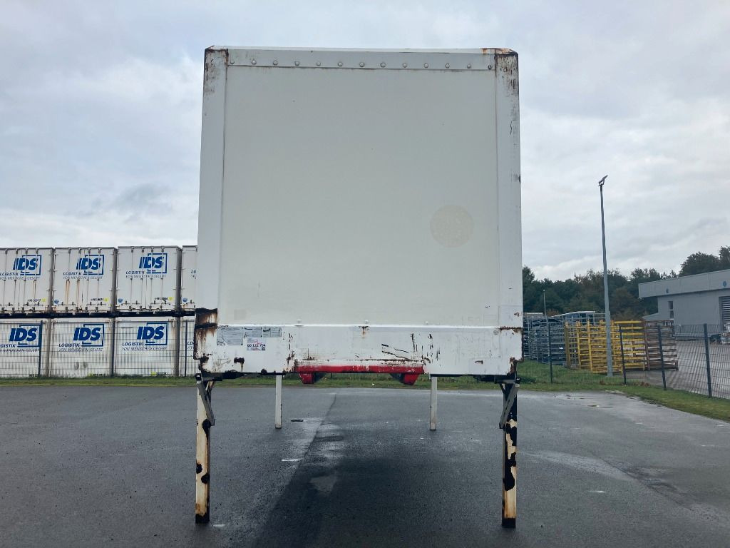 Krone Wechselbrücke Koffer - بصندوق مغلق: صور 3 Krone Wechselbrücke Koffer - بصندوق مغلق: صور 3