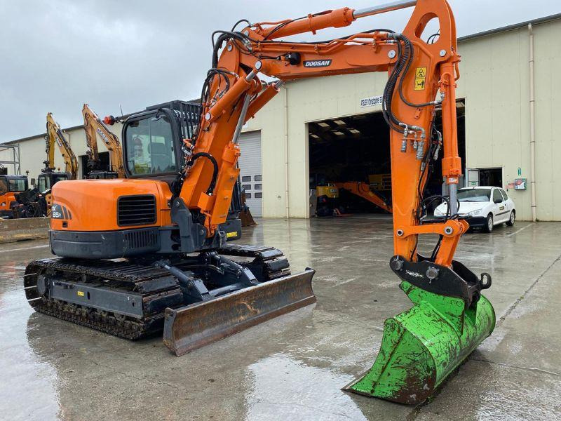 Doosan DX 85 R - حفارات زحافة: صور 2 Doosan DX 85 R - حفارات زحافة: صور 2